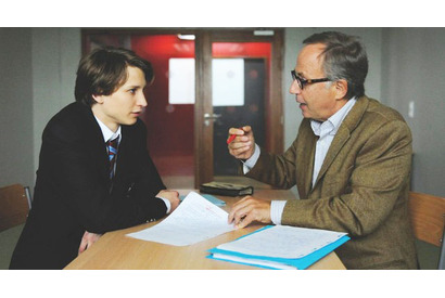 【予告編】フランスを魅了した美少年…『危険なプロット』 最新ポスターも解禁 画像