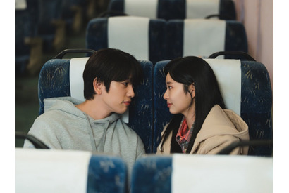 Netflix配信『愛の光』主演ジニョン＆キム・ミンジュ、完璧なケミを予告「相性は100点」 画像