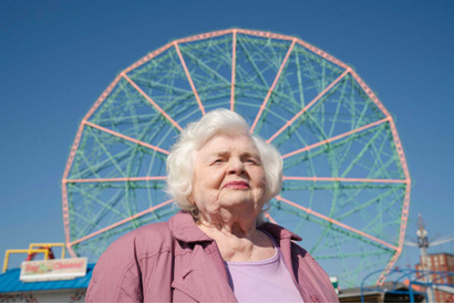 スカーレット・ヨハンソン初監督作は94歳の老婦人が主役『エレノアってグレイト。』公開決定　初映像も解禁 画像