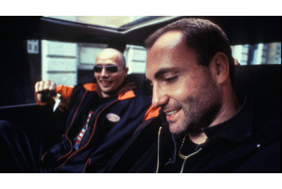 マッツ・ミケルセン、初ギャラは「安い自転車を」スキンヘッドにタトゥーの強烈なスクリーンデビュー『プッシャー』本編映像 画像