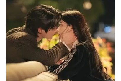 IUとビョン・ウソクがキスすれば視聴率が上昇！『21世紀の大君夫人』のここがスゴい!! 画像
