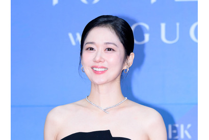 童顔女優チャン・ナラが保護動物施設に寄付。デビューから寄付総額“23億円超え”で大統領表彰も 画像