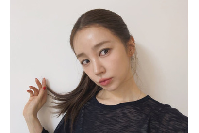 『コーヒープリンス1号店』ユン・ウネ、41歳とは信じられない“驚きの童顔ビジュアル”【PHOTO】 画像