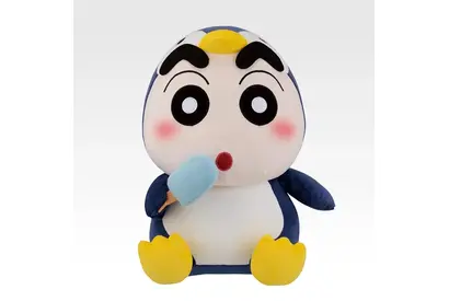 “ペンギンコスプレ”しんのすけがラストワン賞！一番くじ「クレヨンしんちゃん 夏のバケーションだゾ」 画像