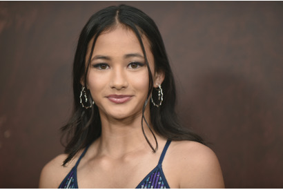 『ゴジラVSコング』ジア役のカイリー・ホットルが自動車事故で死去、18歳 ミリー・ボビー・ブラウンが追悼 画像