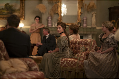 フローレンス・ピュー、最恐で“魅力的”な悪女捉える「エデンの東」本予告＆新場面写真 画像