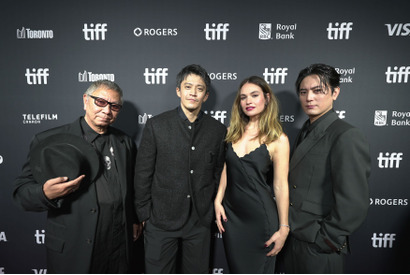 観客が熱狂！小栗旬主演『バッド・ルーテナント：トウキョウ』トロント国際映画祭でワールドプレミア、5分間のスタオベも 画像