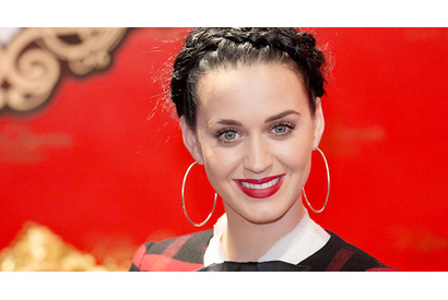 ケイティ・ペリー、新しくカバーガールの広告塔に抜擢 画像