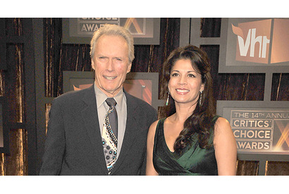 クリント・イーストウッドの妻、別居申請取り下げから一転、離婚を申請 画像