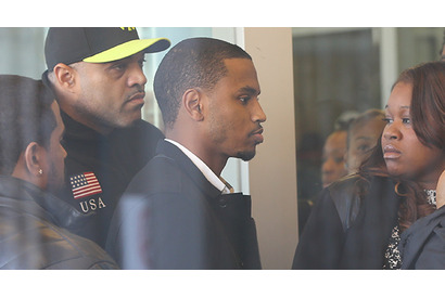 クリス・ブラウン、罪状が軽犯罪に減刑 画像