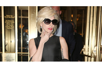 レディー・ガガ、「アート・ポップ」からダイアナ妃の曲を外していた 画像