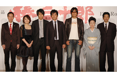 『椿三十郎』で織田“三十郎”が松ケンに愛のビンタ！　トヨエツは放置プレイ？　 画像