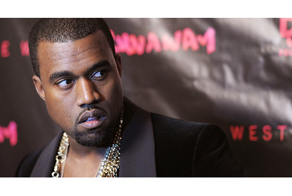 カニエ・ウェスト、ステージに不満爆発でライブを急遽ボイコット 画像