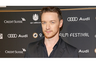 ジェームズ・マカヴォイの父、麻薬取引の容疑で逮捕！ 画像