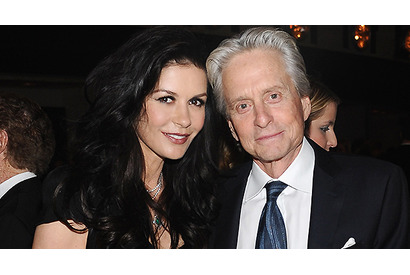 別居中マイケル・ダグラス＆キャサリン・ゼタ・ジョーンズ夫妻、新年を一緒に迎えていた 画像