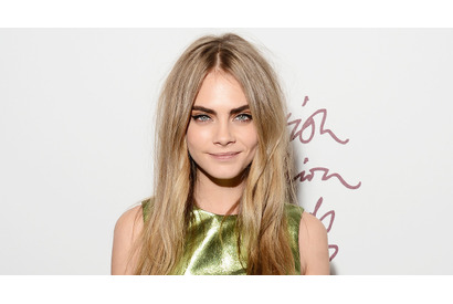 カーラ・デルヴィーニュ、ボクサーと熱愛中？ 画像