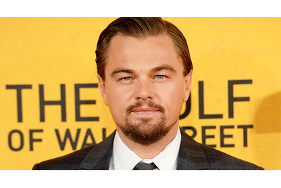 レオナルド・ディカプリオ、人気番組でジョナ・ヒルと『タイタニック』の名シーンを再現！ 画像