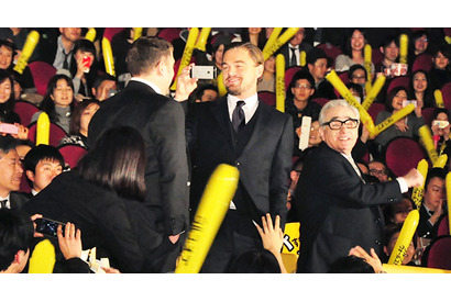 レオ様、ノリノリで客席をスマホ撮影も…「撮影禁止」呼びかけに笑顔で謝罪！ 画像