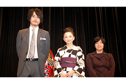 「着物はマズイですよ！」松ケン、永作博美の大人の魅力に目を合わせられず白旗 画像