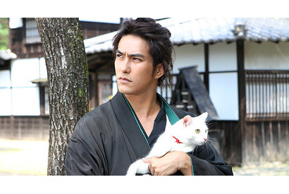 【特別映像】北村一輝が猫に萌え萌え…『猫侍』劇場マナーCM 画像