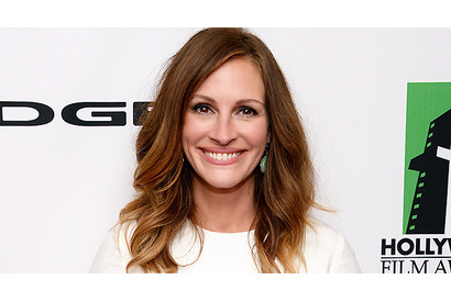 ジュリア・ロバーツ、肺ガン告知を受けた母親の看病中 画像