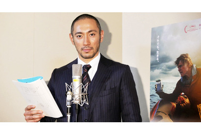 海老蔵、漂流するなら“防水スマホ”がマスト！　昼寝中にも夢の中でブログ更新 画像