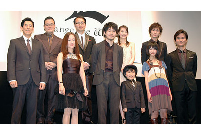 松山ケンイチ、ファンのサインに全て応じるも「いくつか書き間違えちゃいました…」 画像