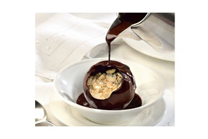 【3時のおやつ】溶け出すユニークな春のデセール、ドゥバイヨル丸の内オアゾ店に登場 画像