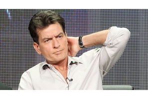 チャーリー・シーン、子どもの養育費を滞納？ 画像