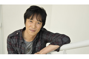 「転がされている感がある」堺雅人、生瀬勝久×堀部圭亮と「やさぐれぱんだ」 画像