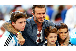 ベッカムの長男が映画監督ガイ・リッチーの元でインターンシップ中！ 画像