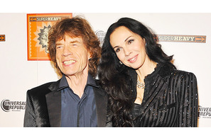 ミック・ジャガー、亡き恋人ローレン・スコットの死は「困難でキツイ1年だった」 画像