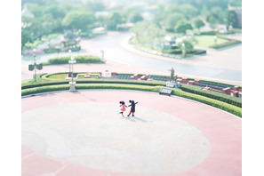 【ディズニー】ゲスト撮影の写真が魔法レベル！　TDR魅力満載の“写真展”開催 画像