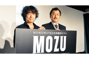 朝ドラ“伝助”役で人気の吉田鋼太郎、ドラマ「MOZU」での“ド変態”役を解説！ 画像
