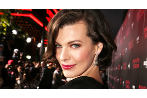 ミラ・ジョヴォヴィッチ、第2子妊娠と新作撮影延期をFacebookで発表 画像