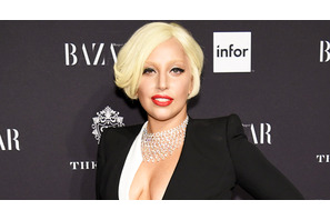 レディー・ガガ、宇宙でのライブにデヴィッド・ボウイを熱望 画像