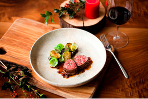 虎ノ門ヒルズの初クリスマス！ アンダーズ 東京ではクリスマス限定コースも登場 画像