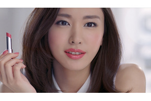 新垣結衣、大人の魅力満載の“とろける唇”を披露 画像