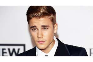 ジャスティン・ビーバー、猛省して“聖書”を勉強中？ 画像