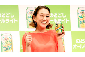 SHELLY、結婚1周年で大のろけ…子作りは「いつでもオーライ！」 画像