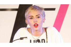 マイリー・サイラス、恋人の両親へ暴露ソング作成？ 画像