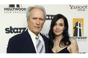 アンジェリーナがC・イーストウッドの栄誉を讚えるため映画祭にサプライズ登場！ 画像