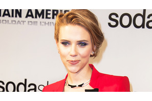 スカーレット・ヨハンソン、バンド結成！ 「The Singles」で音楽活動開始 画像