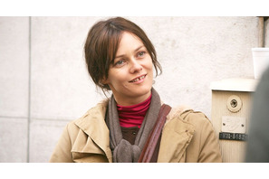 ヴァネッサ・パラディ＆レディー・ガガ…世界の美の共通点は “すきっ歯”!? 画像