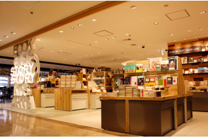 有隣堂が手掛ける次世代型ブック＆カフェ「STORY STORY」が新宿・小田急百貨店にオープン 画像