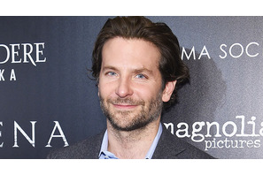 ブラッドリー・クーパー、クリスティアーノ・ロナウドの元カノと急接近 画像