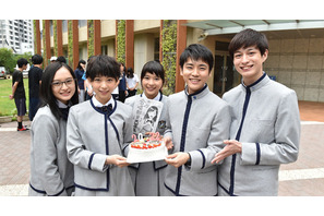 「表参道高校合唱部！」クランクイン！  森川葵＆泉澤祐希、サプライズケーキに歓喜 画像