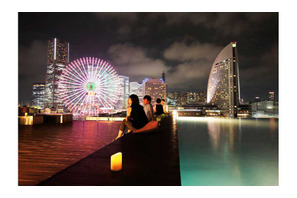 横浜みなとみらいの海と夜景を一望する屋上のアジアンバーが期間限定オープン！ 画像