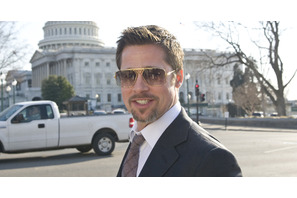 ブラッド・ピットが米下院議長とチャリティ活動について会談 画像