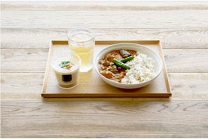 夏こそ食べたいカレー！ スープストックトーキョーで提供するカレーと冷製スープセット 画像